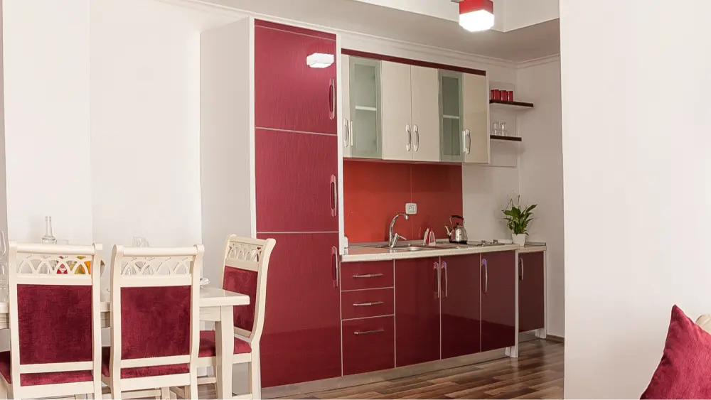 /images/gallery/accommodation-14.webp /images/gallery/accommodation-14.webp