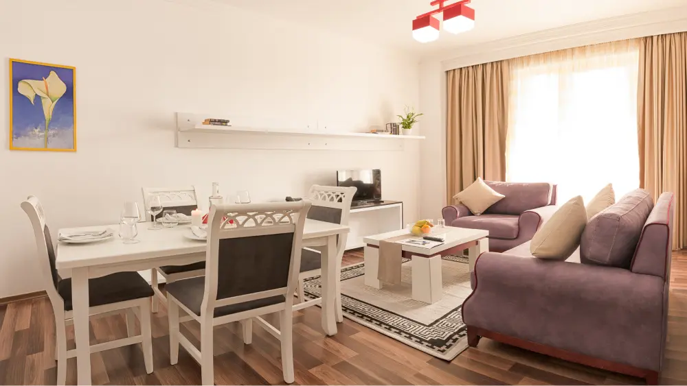 /images/gallery/accommodation-5.webp /images/gallery/accommodation-5.webp